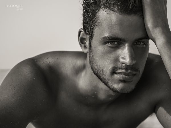 SOIN PEAU NEUVE AU MASCULIN